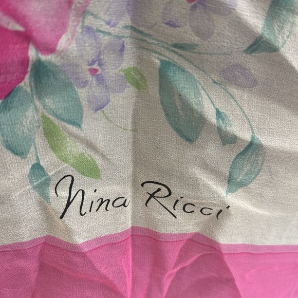 Floral Pink Women's Scarf 100% silk - Nina Ricci - Picture 2 of 3
